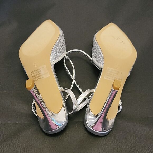 BRAND NEW STEVE MADDEN WOMEN'S RHINESTONE HEEL PUMP - Picture 11 of 15